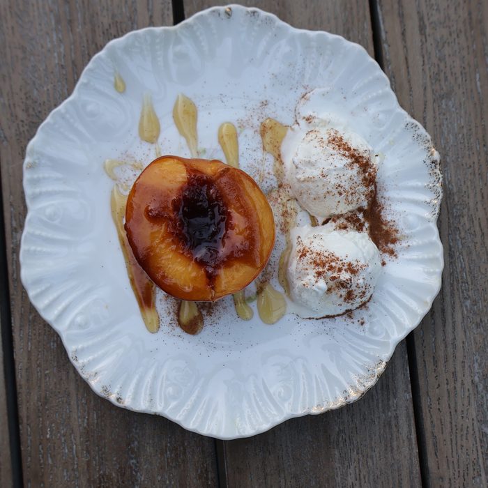 Roast peach and vanilla ice cream